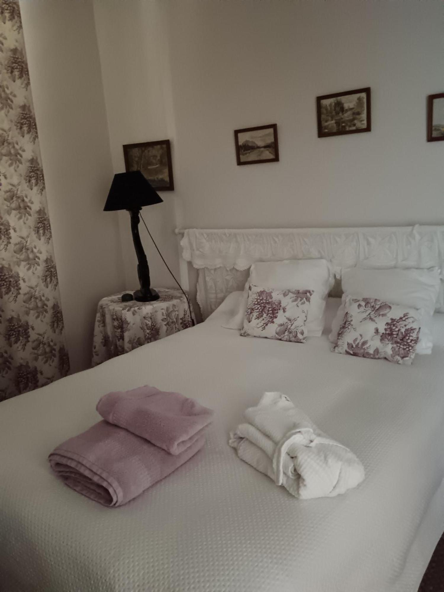Bed and Breakfast Castel La Bergerie Laglorieuse Zewnętrze zdjęcie