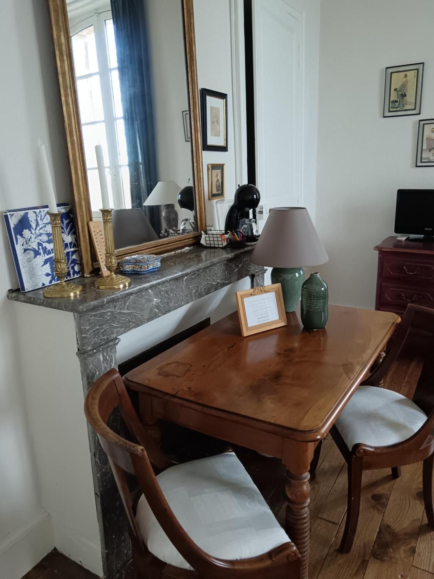 Bed and Breakfast Castel La Bergerie Laglorieuse Zewnętrze zdjęcie